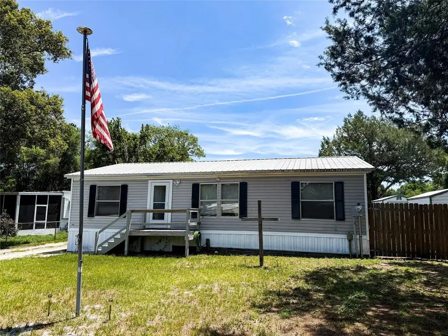 104 Waterway Avenue, Satsuma, FL 32189 - #2