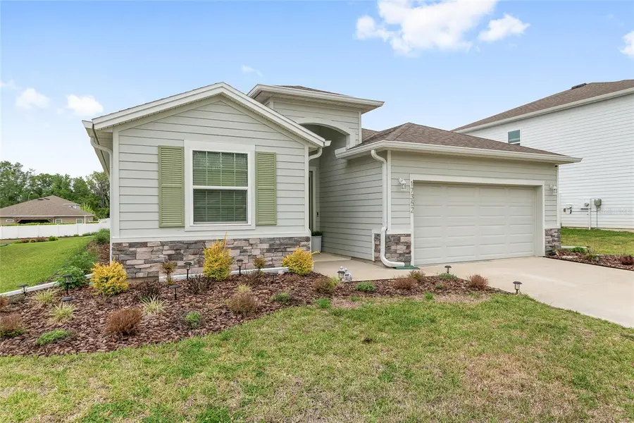 17352 NW 172nd Avenue, Alachua, FL 32615 - #2