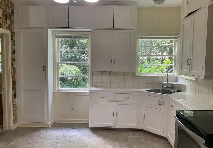 2721 SW 3rd Place, Gainesville, FL 32607 - #3