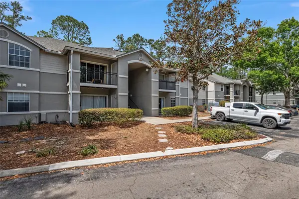 3705 SW 27th Street #214, GAINESVILLE, FL 32608