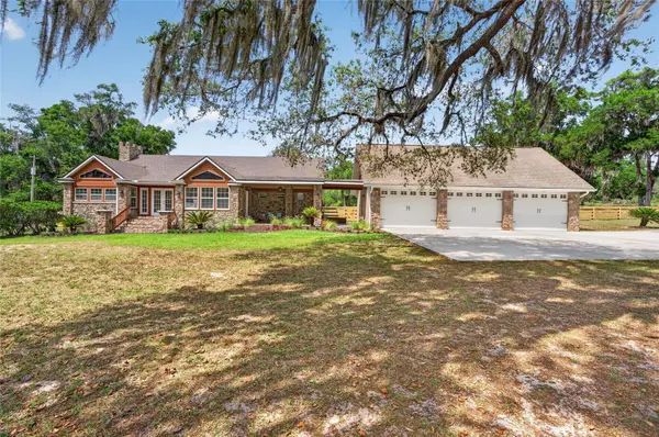 130 Bull Pond Lane, HAWTHORNE, FL 32640