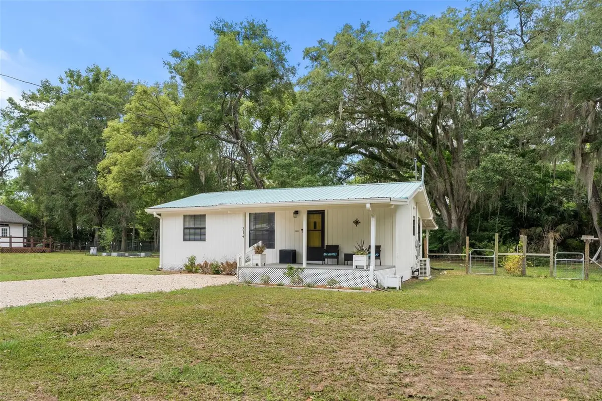 314 SE 2nd Street, Williston, FL 32696 - #1