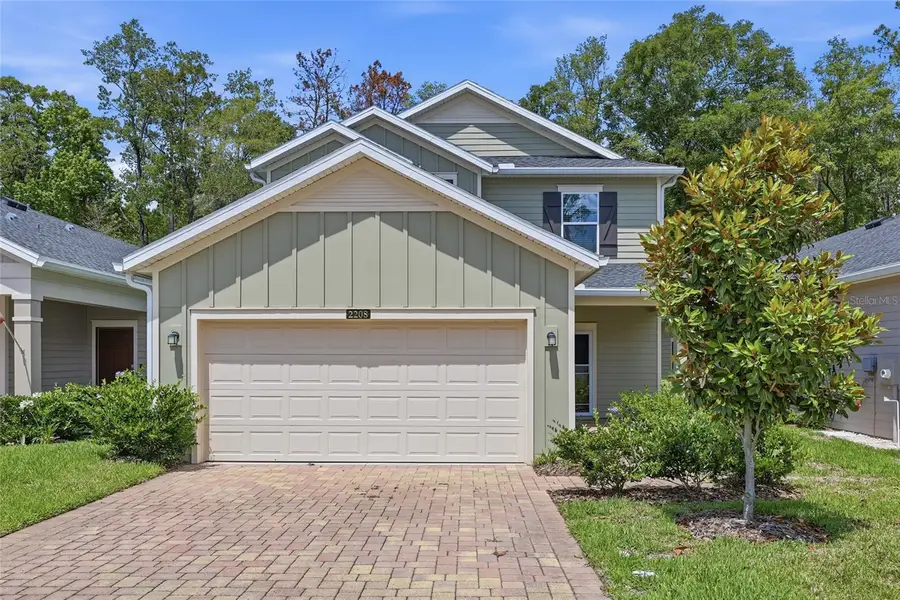 2208 NW 89th Way, Gainesville, FL 32606 - #2
