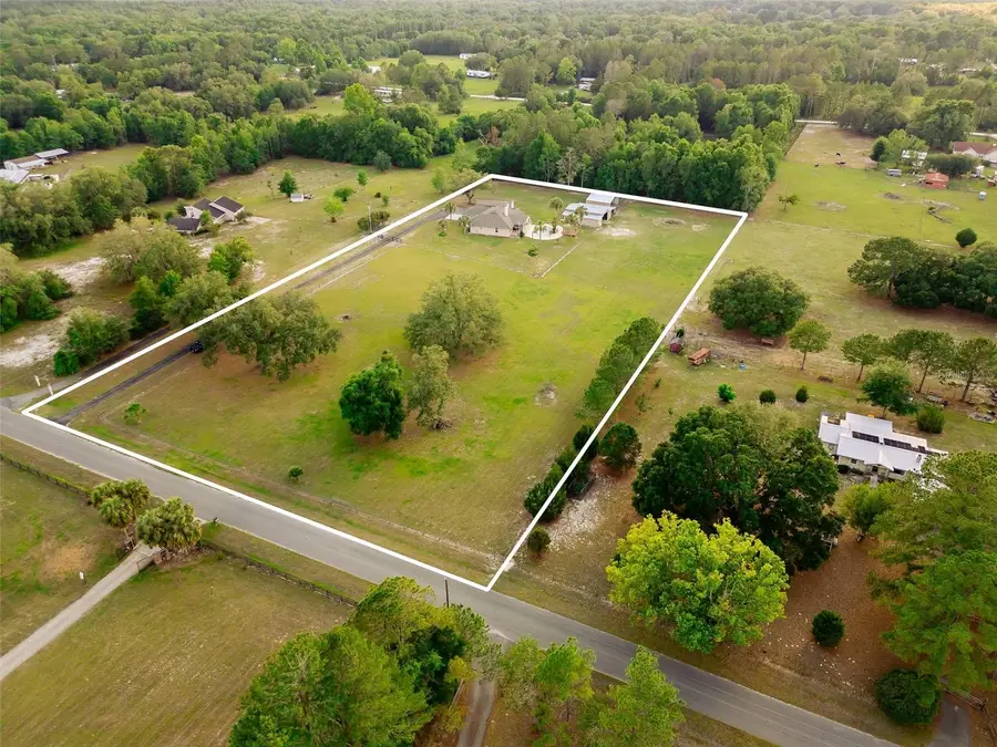 6739 SE 67th Court, Trenton, FL 32693 - #2