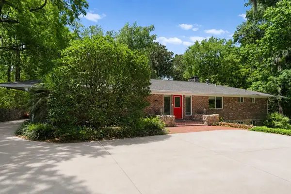 1915 NW 16th Avenue, GAINESVILLE, FL 32605