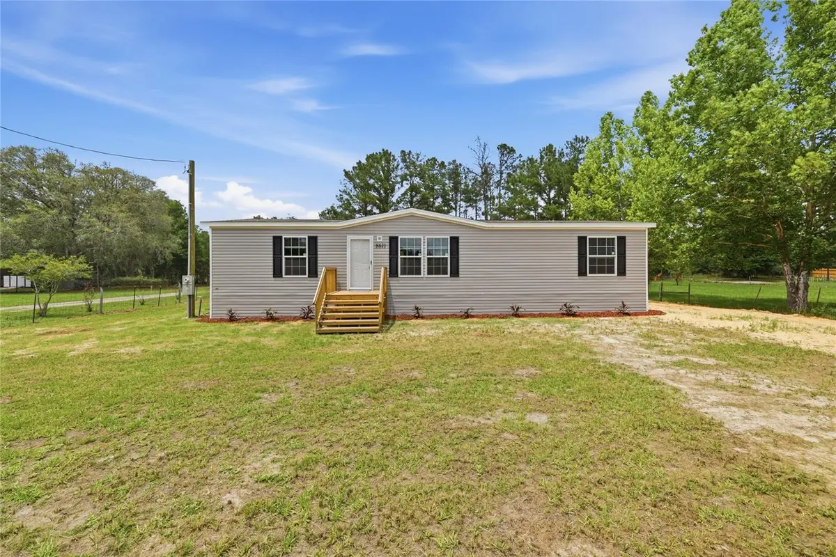 8611 NE 61st Place, Bronson, FL 32621 - #1