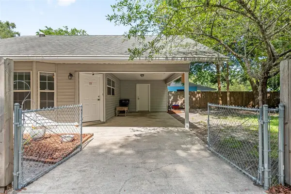 2080 NW 2nd Street, GAINESVILLE, FL 32609