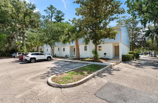1432 SW 25th Place #C1, GAINESVILLE, FL 32608