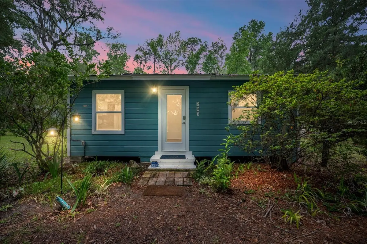 201-203 NE Tahota Avenue, Micanopy, FL 32667 - #1