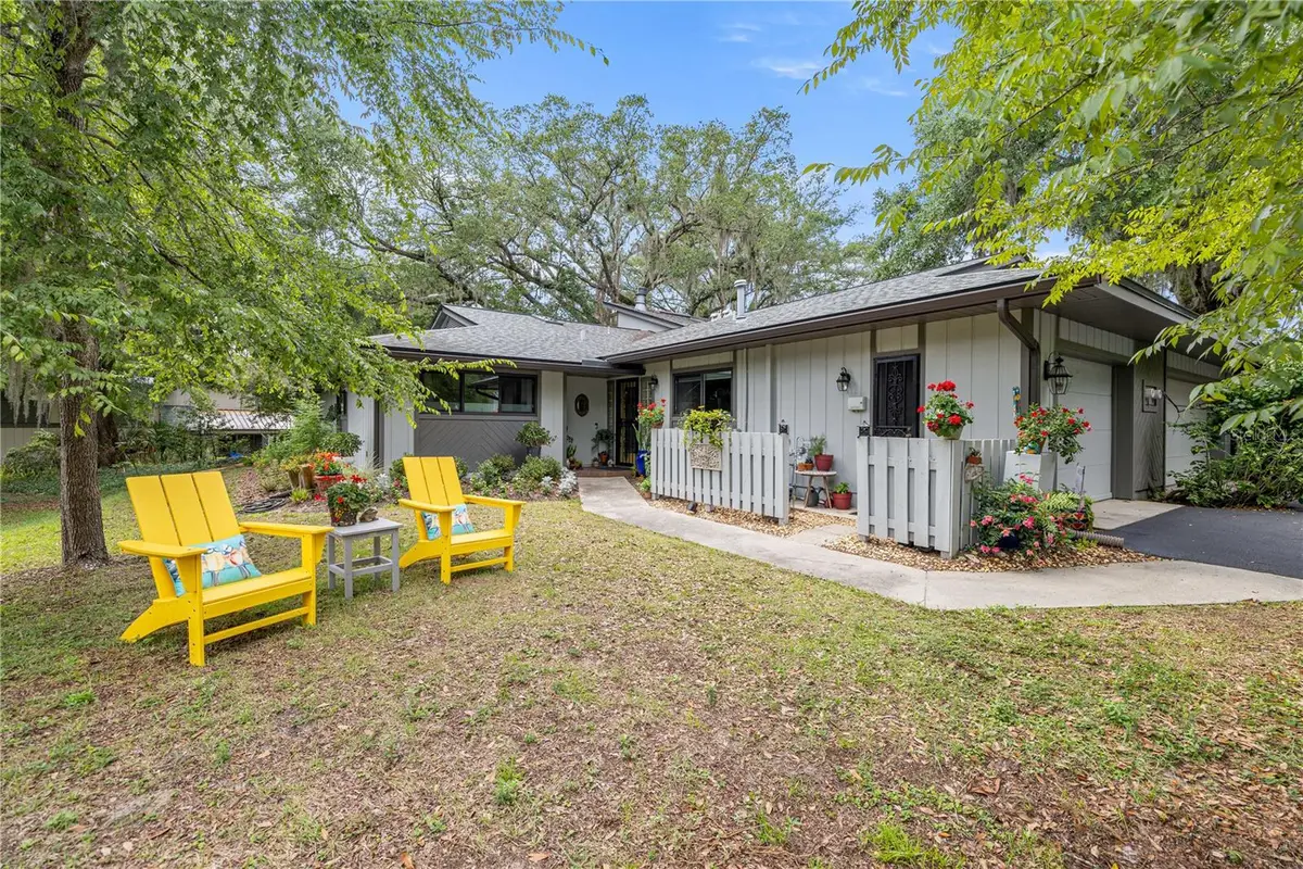 1598 NW 19th Circle, Gainesville, FL 32605 - #1