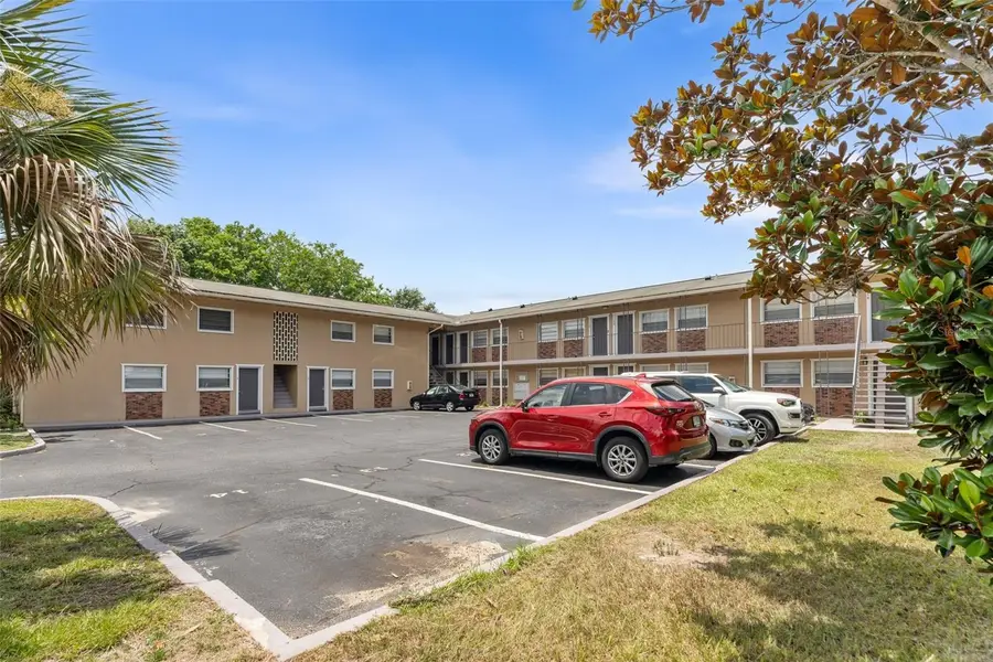 501 NW 15th Avenue #11, Gainesville, FL 32601 - #3