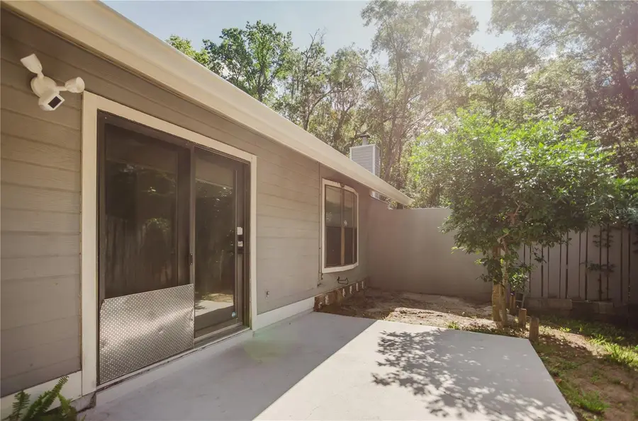 3915 NW 7th Place, Gainesville, FL 32607 - #3