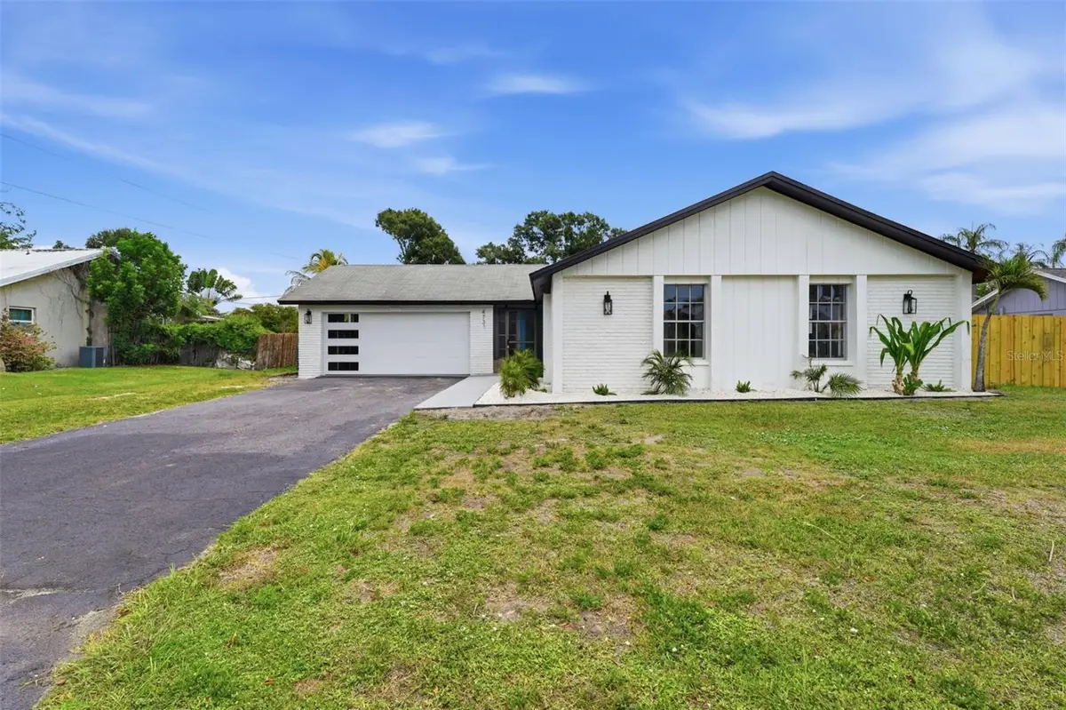 4731 Atlantic Avenue, Sarasota, FL 34233 - #1
