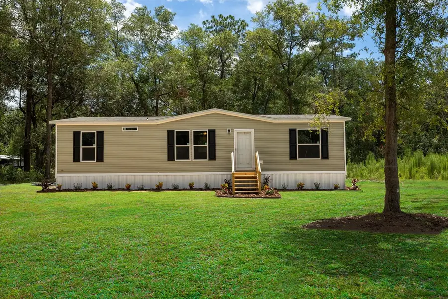 104 Jackson Avenue, Interlachen, FL 32148 - #2