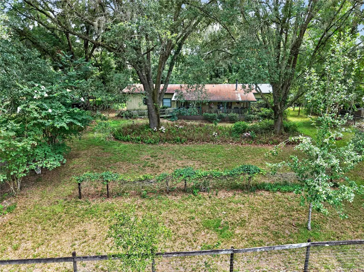 20104 NW 184th Terrace, High Springs, FL 32643 - #1