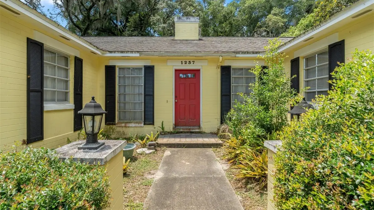 1237 Cardinal Lane, Deland, FL 32720 - #1