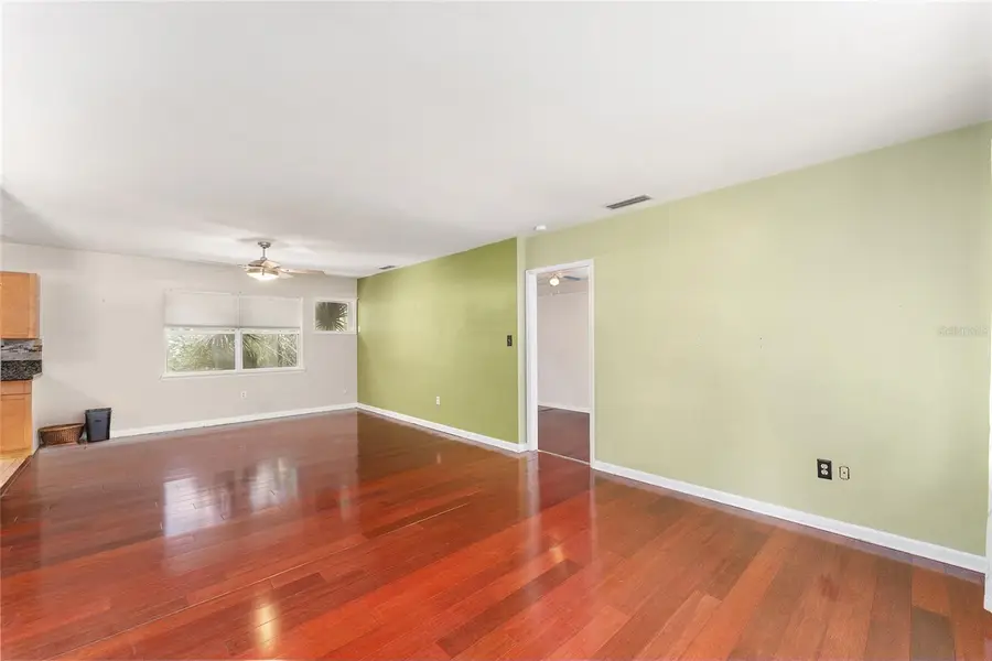 1038 NE 14th Avenue, Gainesville, FL 32601 - #3