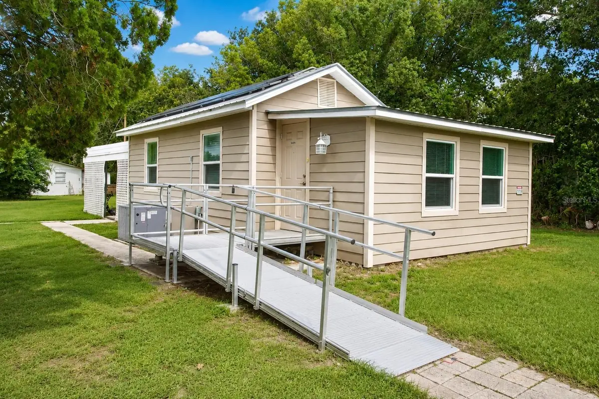 5811 11th Street, Zephyrhills, FL 33542 - #1
