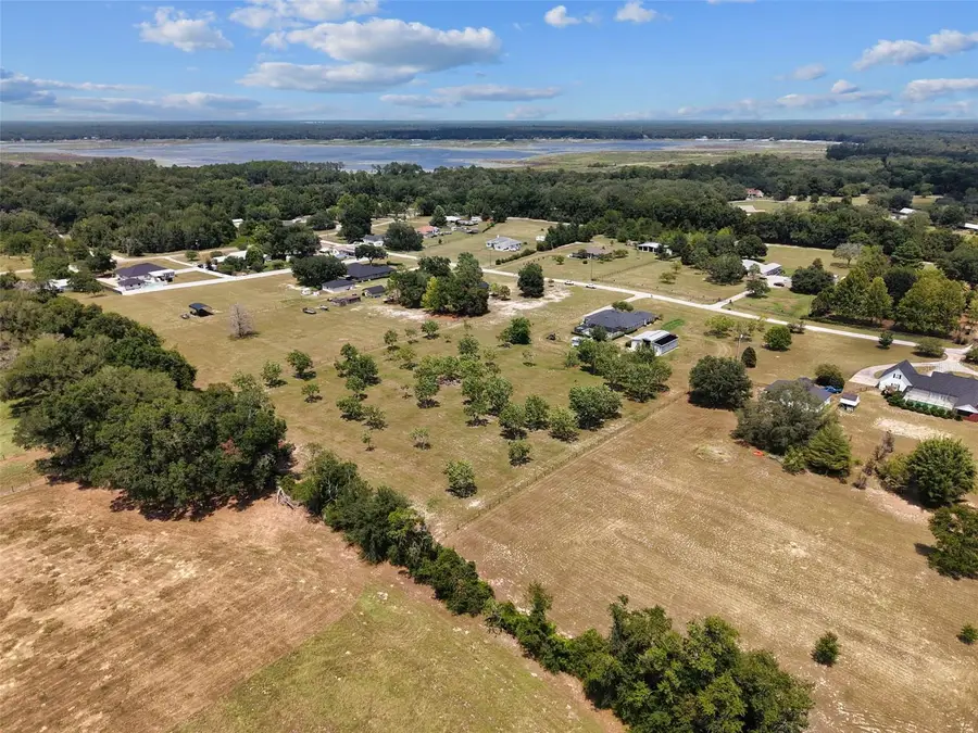 8140 Meadowlark Ct, Melrose, FL 32666 - #2