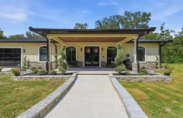 19826 NW 6th Avenue, NEWBERRY, FL 32669