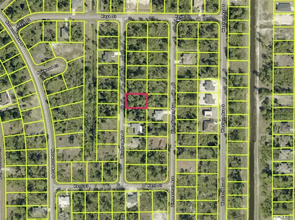 451 Windsor Avenue S, LEHIGH ACRES, FL 33974