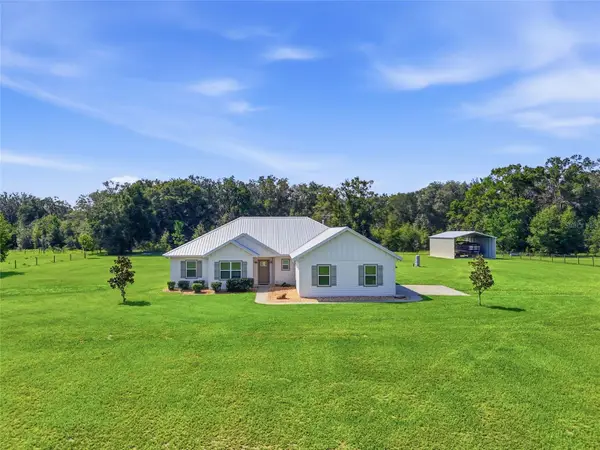 5600 SW County Road 240, LAKE CITY, FL 32024