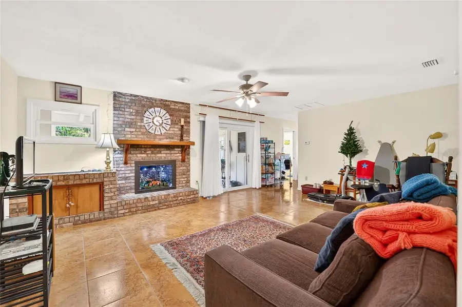 3949 NW 38th Place, Gainesville, FL 32606 - #3