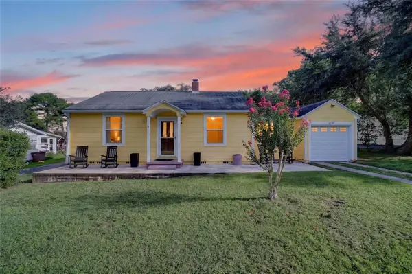 1139 NE 8th Street, OCALA, FL 34470