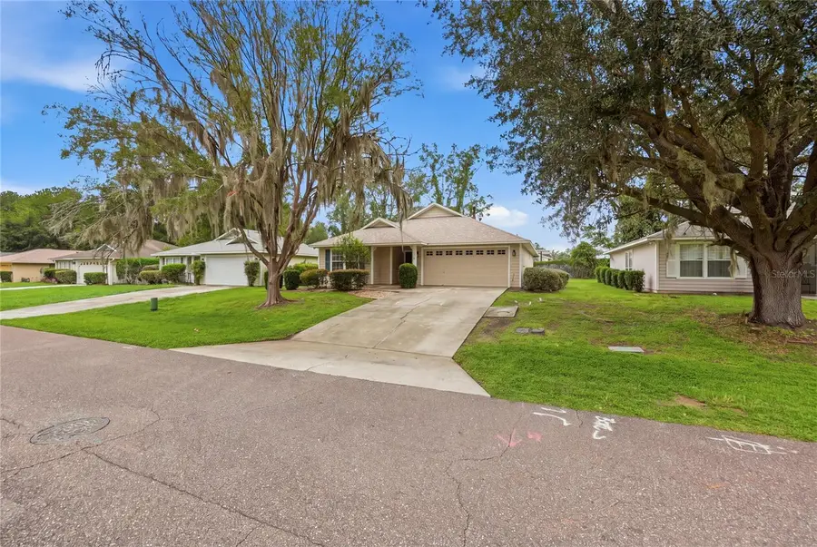 7106 NW 121st Avenue, Alachua, FL 32615 - #2