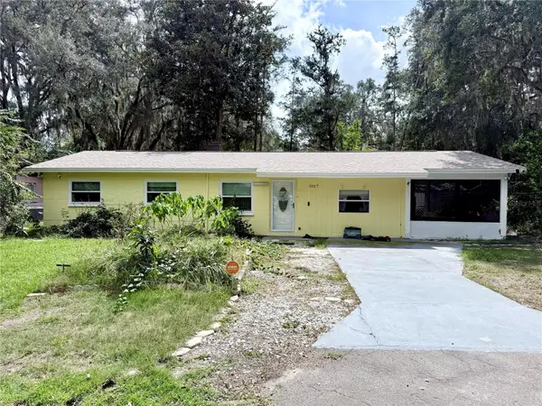 1927 NW 32nd Place, GAINESVILLE, FL 32605