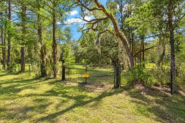 12150 NE 75th Street, BRONSON, FL 32621