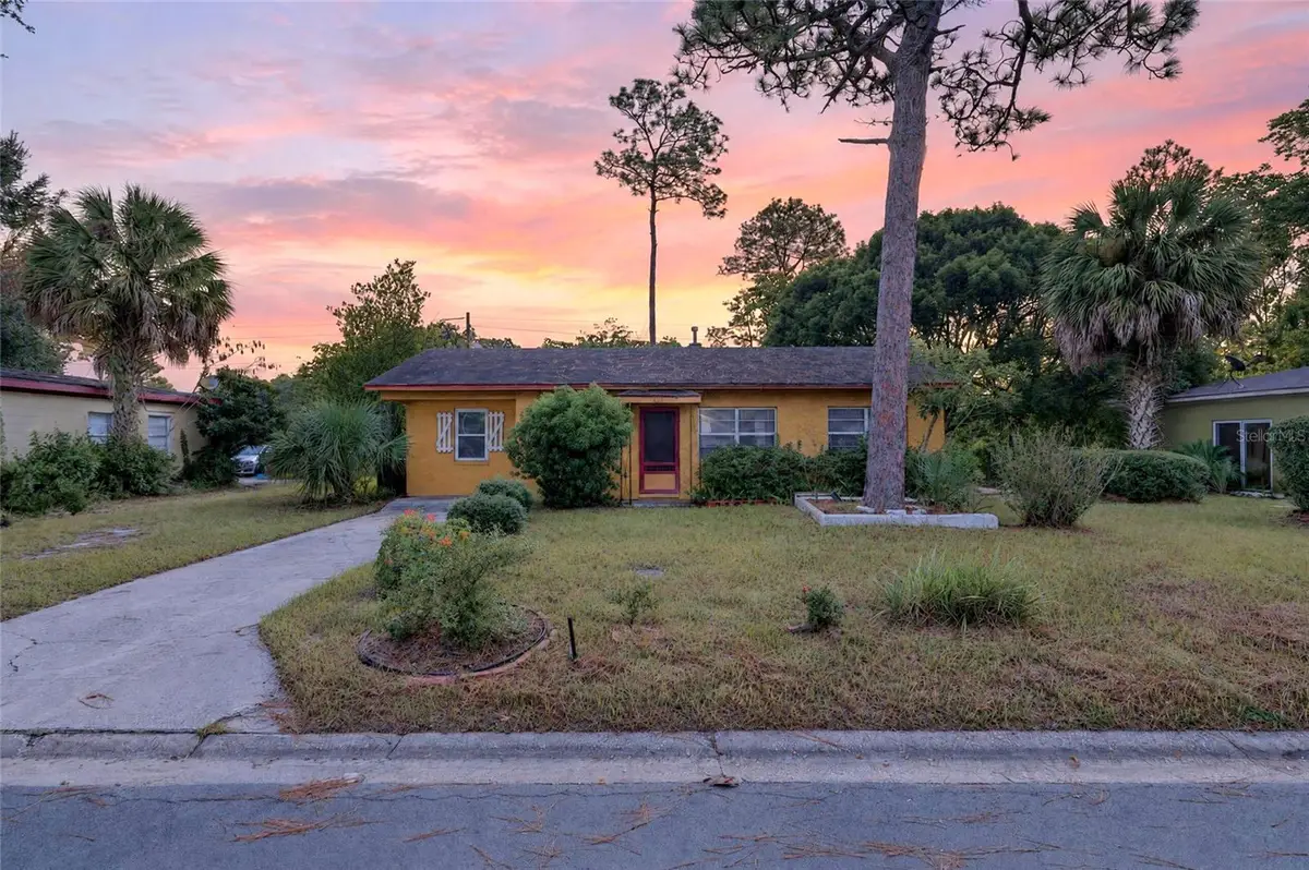 907 NE 24th Street, Gainesville, FL 32641 - #1