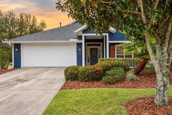 2368 NW 145th Drive, NEWBERRY, FL 32669