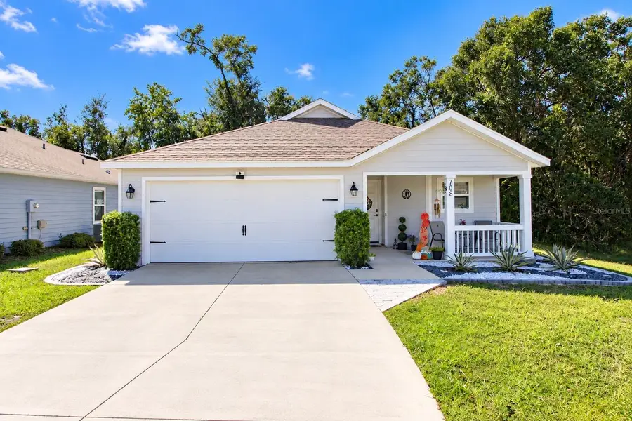 708 SW 251st Way, Newberry, FL 32669 - #2