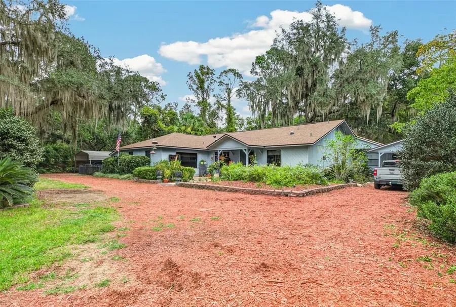 657 SE 2nd Avenue, Melrose, FL 32666 - #2