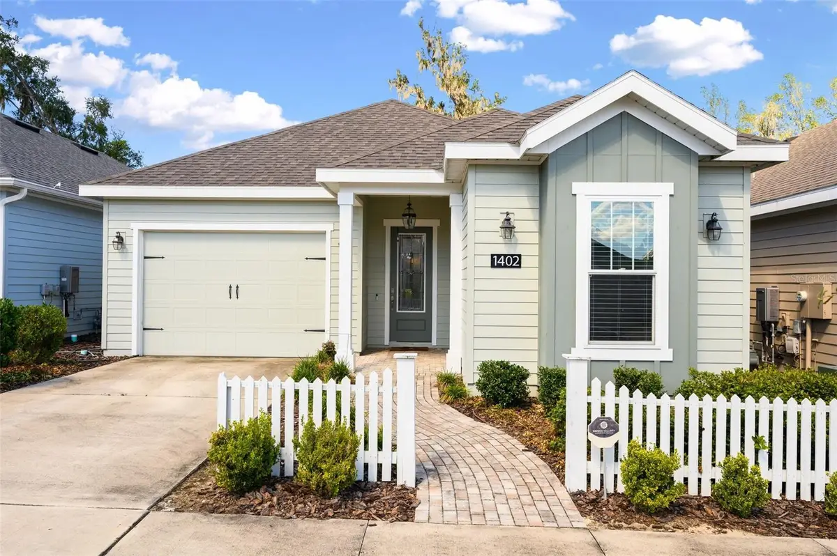 1402 NW 132nd Boulevard, Newberry, FL 32669 - #1