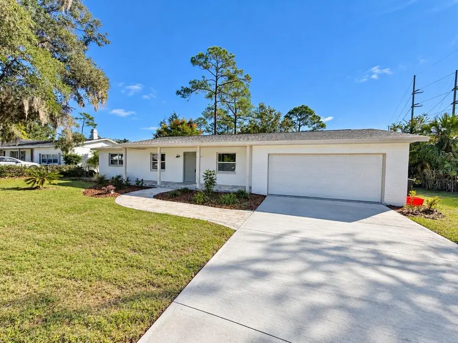 1225 SE 10th Street, Gainesville, FL 32601 - #2