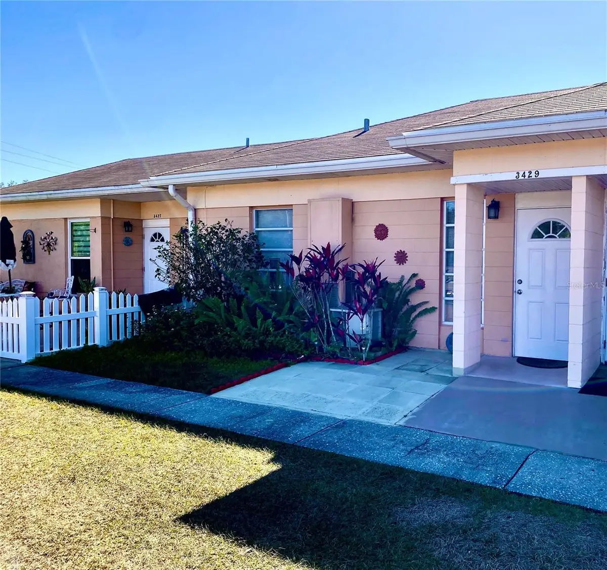 3429 Club Circle, Lakeshore, FL 33854 - Image #1