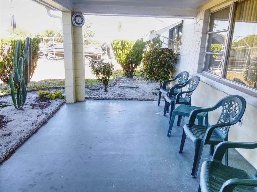 307 Stanley Avenue, Frostproof, FL 33843 - Image #2