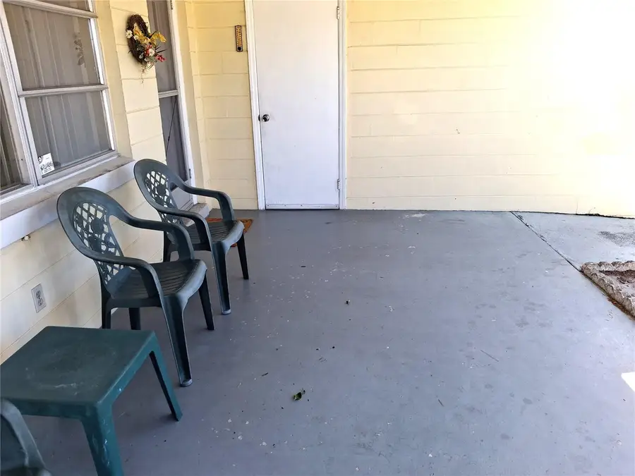 307 Stanley Avenue, Frostproof, FL 33843 - Image #3