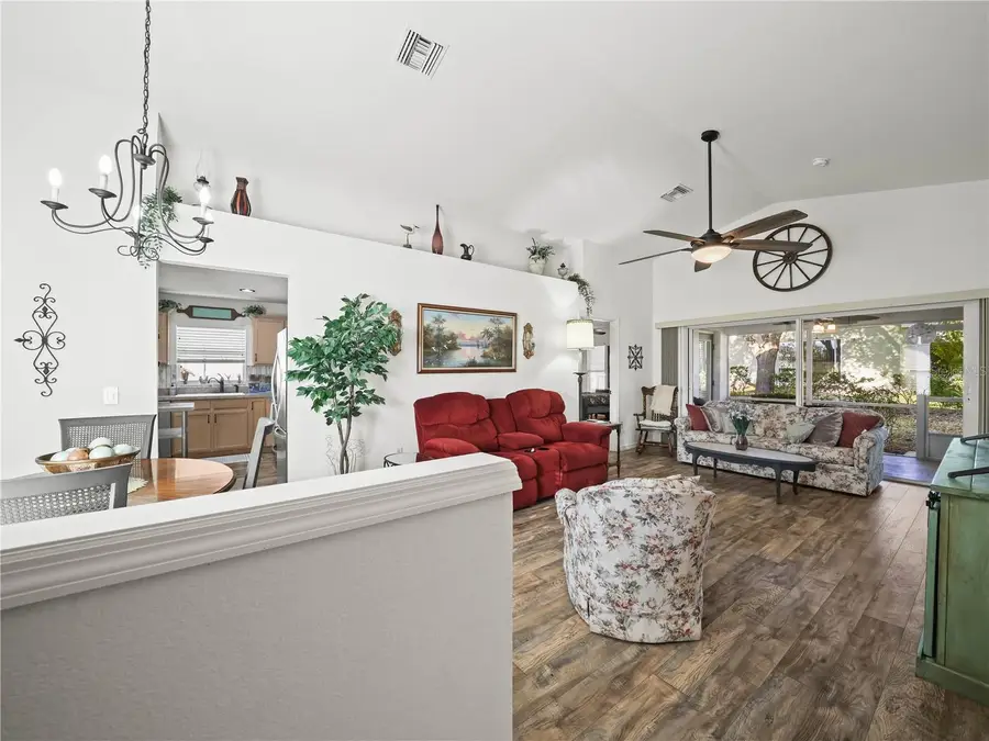 341 Lake Suzanne Drive, Lake Wales, FL 33859 - Image #3