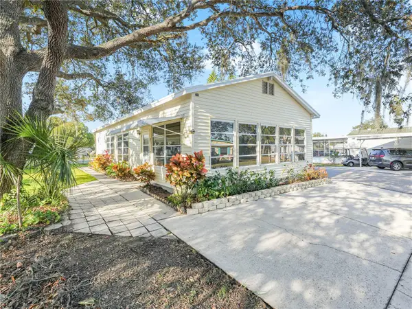 27 Saddlebag Trail S, LAKE WALES, FL 33898
