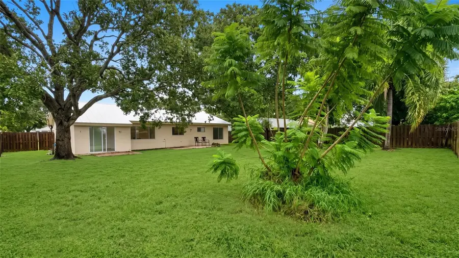 731 SW 24th Street, Vero Beach, FL 32962 - #3