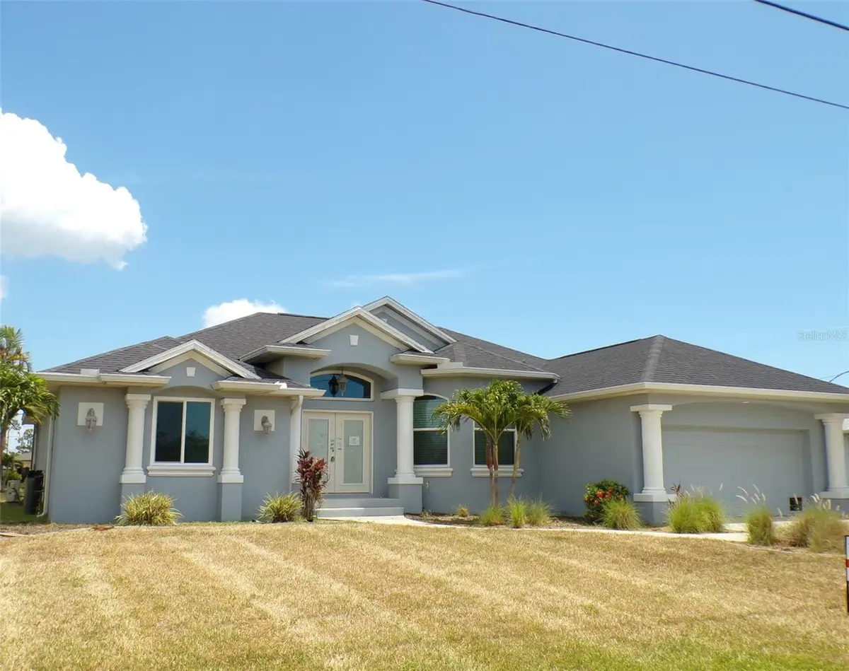 1077 Rotonda Circle, Rotonda West, FL 33947 - #1