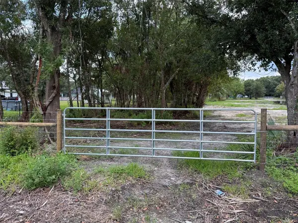7757 NW 86th Court, OKEECHOBEE, FL 34972