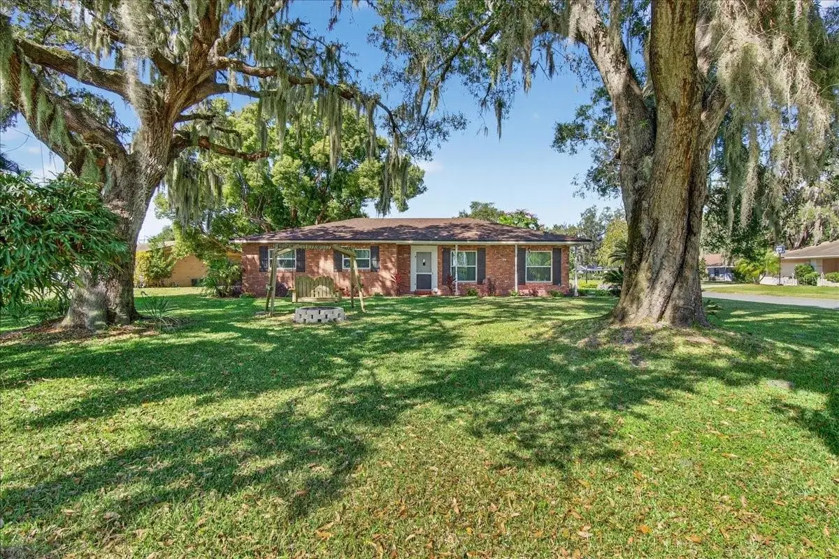 234 Coleman Drive E, Winter Haven, FL 33884 - Image #1