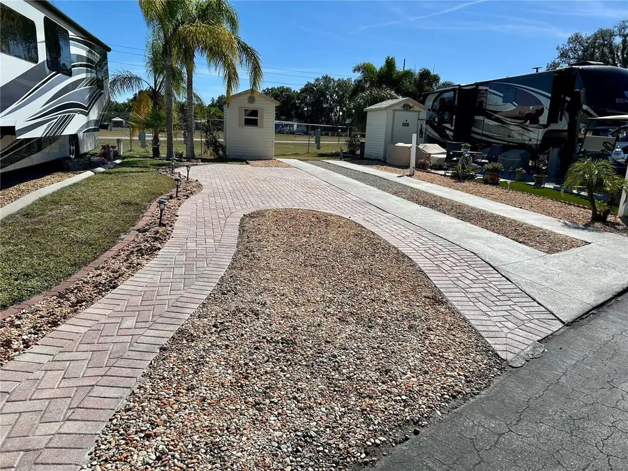 2920 Fairway Drive, Bowling Green, FL 33834 - Image #3