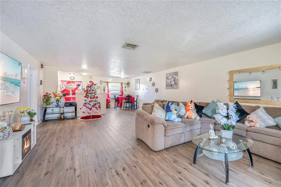 2330 Wydine Drive, Lakeland, FL 33801 - Image #2