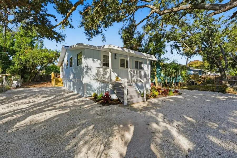 115 Kenwood Avenue, Nokomis, FL 34275 - Image #2