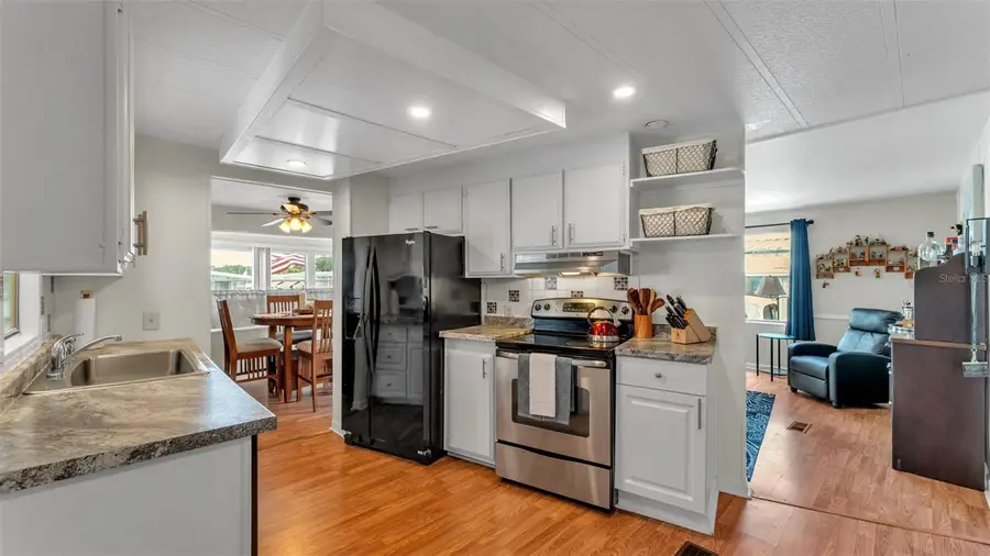 924 Elizabeth Lane, Lakeland, FL 33809 - Image #3